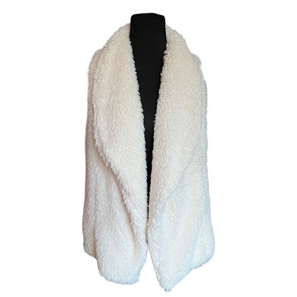 Magnolia Lane Fluffy Cozy Tunic Vest - w/ Pockets. Sz L - NWT. - Picture 2 of 11